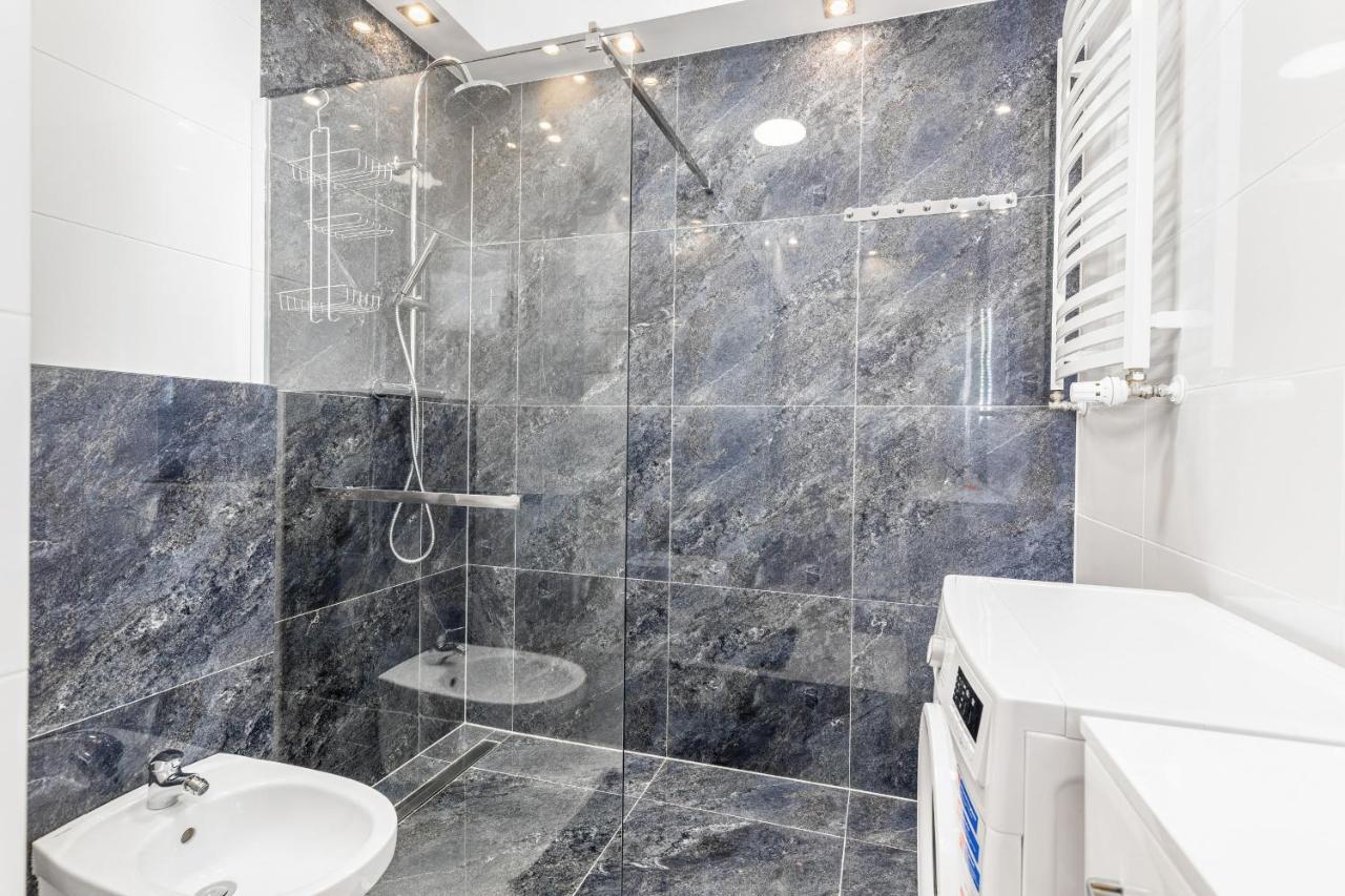 Апартаменти Apartament Deluxe Platany C38 By Renters Колобжег Екстер'єр фото